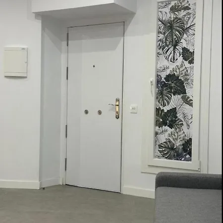 아파트 Estupendo Piso A 5 Min De La Estacion De Bus Y Tren Maria Zambrano 말라가